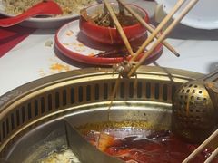 红白鸳鸯锅底-欠火锅·水牛毛肚·团建聚餐·生日宴(何山路店)