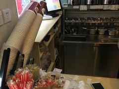 -沪上阿姨鲜果茶(华新大街店)