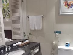 -东方绿舟宾馆·停车场