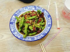 -江城燕子大排档(江汉路步行街店)