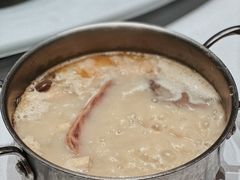 -红鼎豆捞·非遗鲍皇汤火锅(宝丰路店)