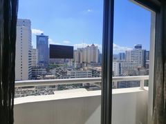 -昆明中心皇冠假日酒店