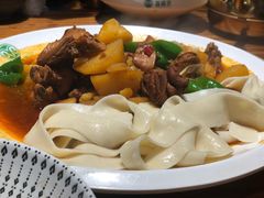 沙湾大盘鸡-塔哈尔·新疆盛宴(城西银泰店)