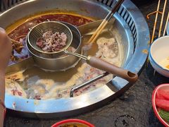 -醉董牛川派鲜肉自选火锅(烟台店)