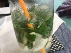 -东方红海鲜百汇(国际大厦店)