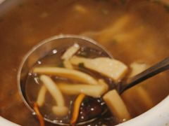 -沪华海鲜大酒楼(南汇店)