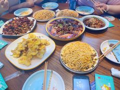-川人百味(金安中央大街店)