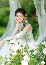 -青禾蒙娜丽莎婚纱摄影(武汉总店)