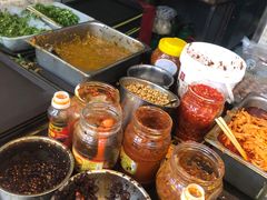 -红鼻子桂林米粉(金唐新光界店)