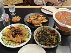 -红东阁东北菜烤肉酒馆(CROSS万象汇店)