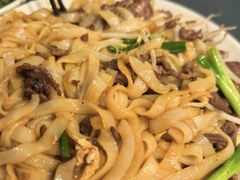 -皮蛋弟砂锅店(总店)