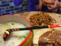 -阿依云