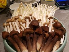菌菇拼盘-品也·鲍鱼鸡火锅(皇庭广场店)