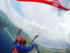 -费特希耶滑翔伞