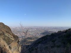 -鬼笑石后山停车场