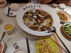 -江渔儿酸菜鱼(曜一城店)