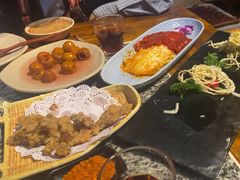 -老牌坊云南鱼豆花火锅(哈西万达店)