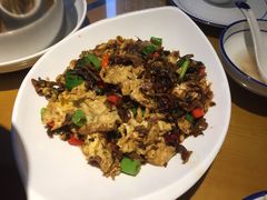 -邻家小馆(银都店)