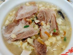 -秦香陕西食府(华贸天地店)
