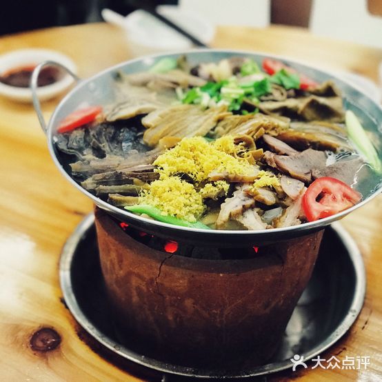 诚信碳炉牛杂(绿榕北店)