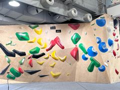 -ROCKPLUS攀岩馆(环宇城店)