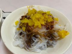 -舟舟刮凉粉