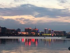 -鱼市酒店(威海水产批发市场店)