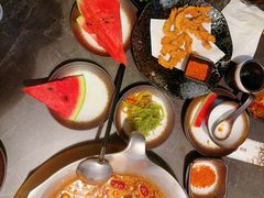 -湊湊火锅·茶憩(杭州湖滨银泰in77店)