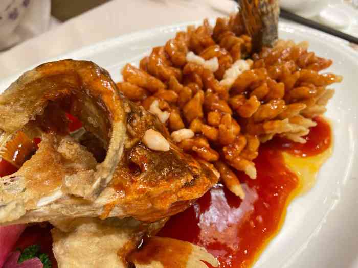 得月楼(观前店)-"怎么说呢!这种店,又在观前街,服务员素质.