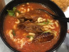 番茄浓汤鸡翅猪扒通粉-华嫂冰室(尖沙咀店)