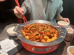 -胖哥俩肉蟹煲(湖滨银泰in77店)
