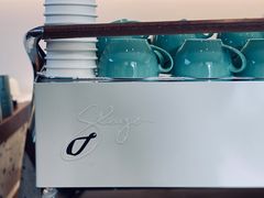 -Line 咖啡(石厦花园店)