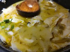 -九锅一堂酸菜鱼(新南凯德直营店)
