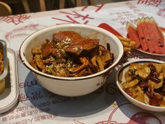 盆盆蟹烧牛蛙-回·龙虾铺·盆盆蟹·烧烤大排档(回龙观店)