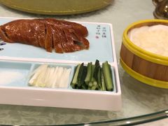 片皮鸭-绍兴饭店(大宁店)