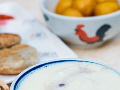 红豆凤凰奶-周大娘牛乳(旧寨古村总店)