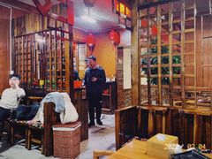 -果松木炭酸菜铜火锅·外婆参鸡汤