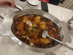 -鑫巴蜀小镇 · 水煮鱼专研店(玉桥店)