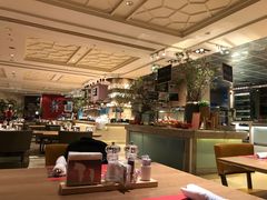 -咖啡苑自助餐厅·中国大饭店