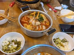 -丽丽三鲜螺蛳粉(田林路店)