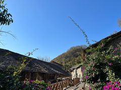 -高荡千年布依古寨旅游景区