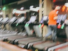 -健龙森俱乐部·游泳·健身·羽毛球综合体育馆