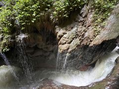 -龙水峡地缝景区