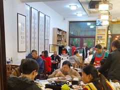 -聚首堂·特色小吃·肘子(什刹海德胜门店)