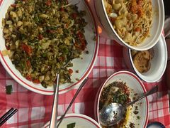 酸菜炒大肠-柴火农家·江西赣南菜(土华店)