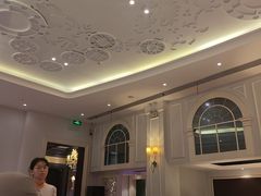 -王府井酒店(金桥港湾店)