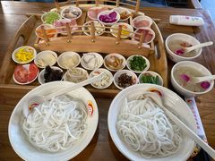 -双桥园·云南过桥米线(古城南门店)