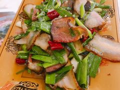 精品老腊肉-君华饭店·腊排铜火锅