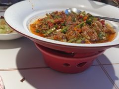 -阿瓦山寨·湘菜现炒·剁椒鱼头王(咸阳总店)