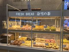 面包甜点陈列柜-奈雪的茶(石厦时代广场店)